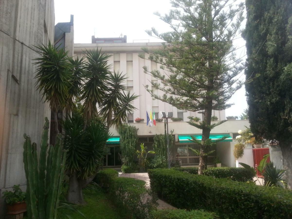 波利科罗 Centro Giovanile Padre Minozzi酒店 外观 照片